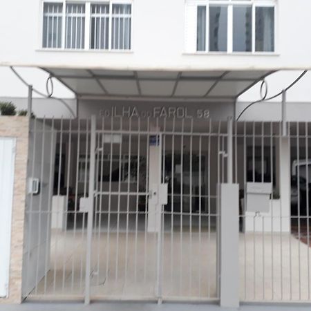 Otimo Apto. 180 Metros Da Praia Balneário Camboriú エクステリア 写真